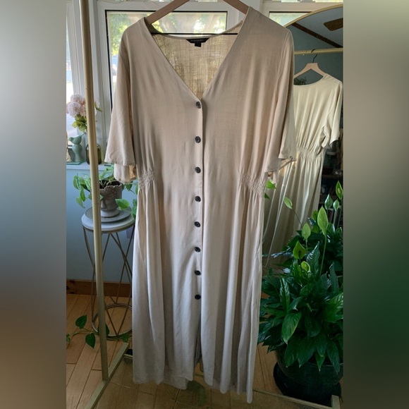 Banana Republic Dresses & Skirts - Banana Republic Sand Tan Shirt Dress XL Tall Button Down Short Sleeve Maxi